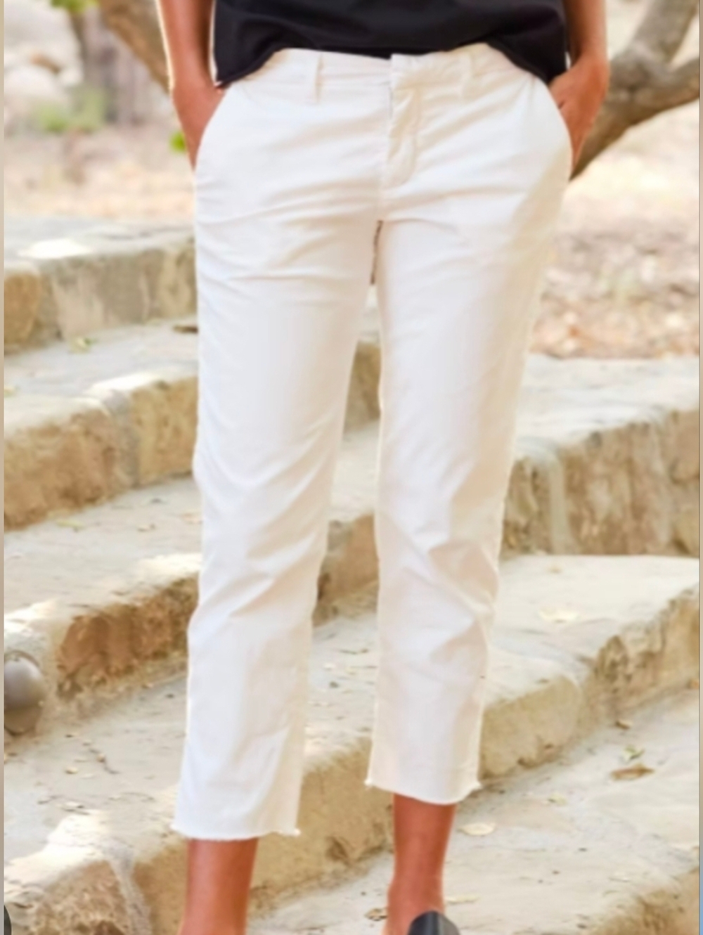 Frank & Eileen Wicklow Italian Chino White Cotton Blend Raw Hemline Pants Size 6